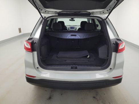 Used 2021 Chevrolet Equinox LS AWD/4WD image 29