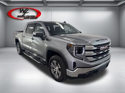 New 2026 GMC Sierra 1500 SLE w/ Preferred Package RWD image 3
