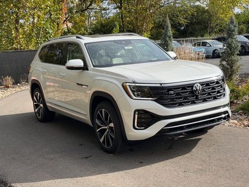 New 2026 Volkswagen Atlas SEL Premium R-Line AWD/4WD image 7