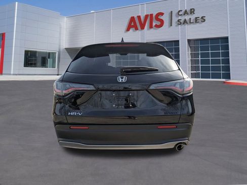 Used 2025 Honda HR-V Sport image 7