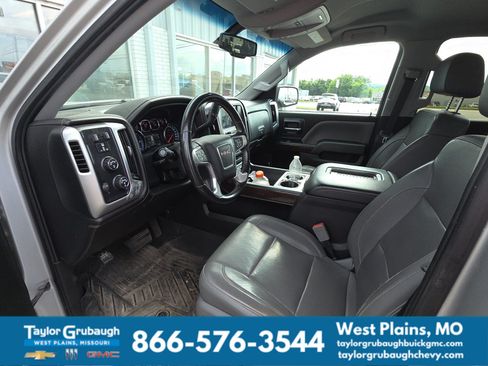Used 2018 GMC Sierra 1500 SLT w/ SLT Premium Package AWD/4WD image 9