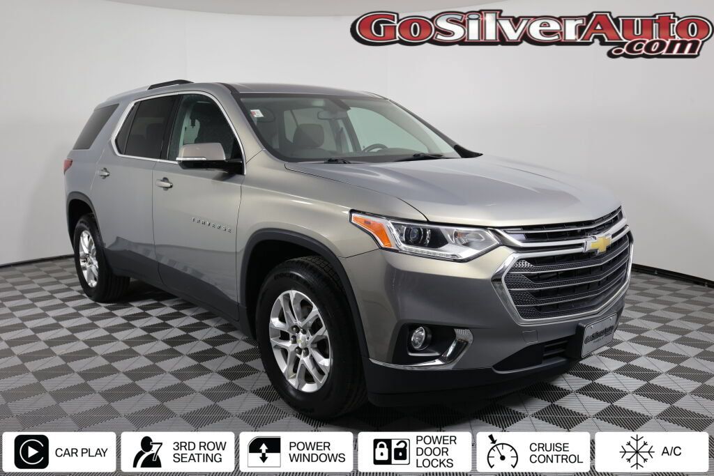 Used 2018 Chevrolet Traverse LT FWD image 1