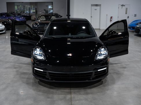 Used 2020 Porsche Panamera 4S AWD/4WD image 43