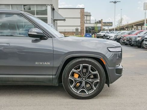 Used 2023 Rivian R1T Adventure image 12