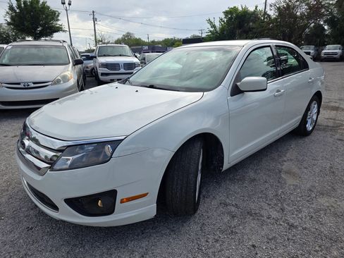 Used 2012 Ford Fusion SE image 3