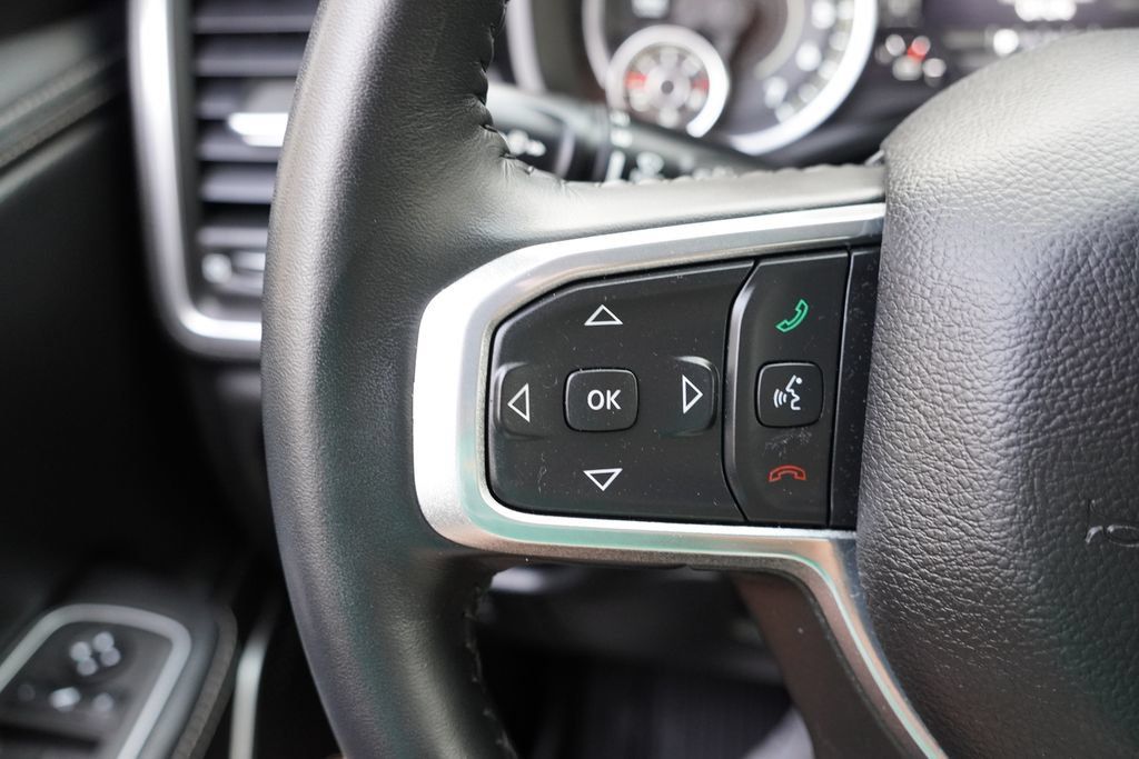 Used 2023 RAM 1500 Laramie AWD/4WD image 33