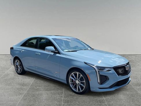 New 2026 Cadillac CT4 V image 7