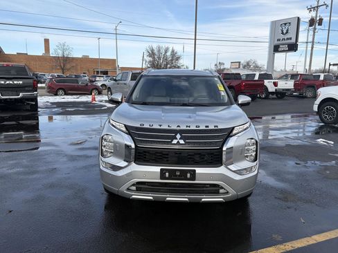Used 2023 Mitsubishi Outlander SEL image 21