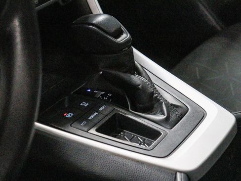 Certified 2024 Toyota RAV4 XLE FWD image 20