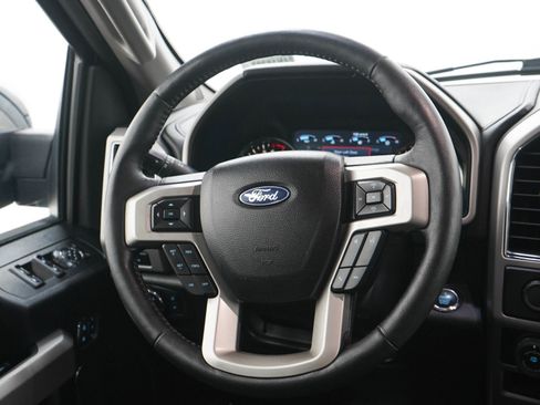 Used 2017 Ford F150 Lariat w/ Equipment Group 502A Luxury AWD/4WD image 18
