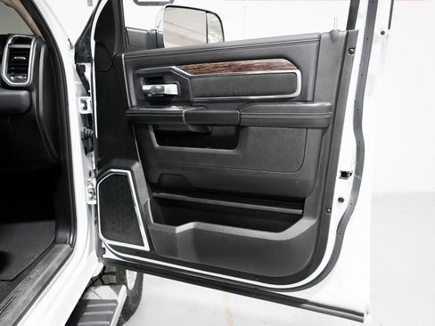 Used 2021 RAM 2500 Laramie image 35