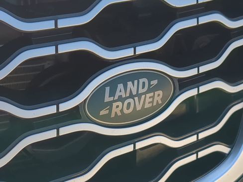 Certified 2020 Land Rover Range Rover Velar S image 11