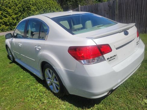 Used 2013 Subaru Legacy 3.6R Limited image 4