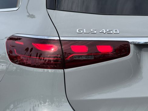 New 2026 Mercedes-Benz GLS 450 4MATIC image 14