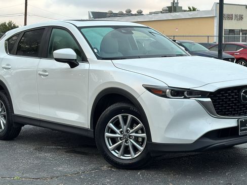 Used 2023 MAZDA CX-5 AWD 2.5 S w/ Preferred Package image 2