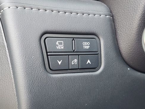 Used 2026 Lexus LX 700h Luxury w/ Appearance Package AWD/4WD image 22