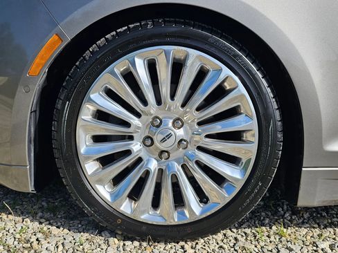 Used 2016 Lincoln MKZ w/ Equipment Group 300A Reserve FWD image 3