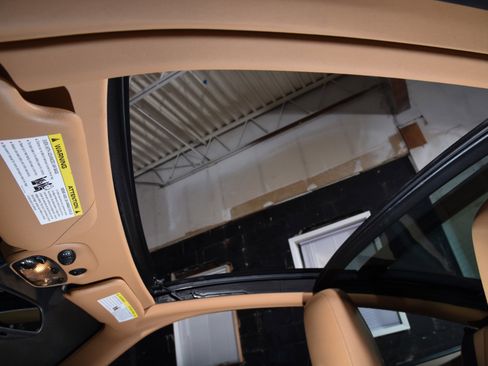 Used 2010 Porsche 911 Targa 4S image 22