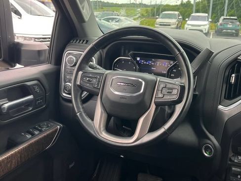 Used 2023 GMC Sierra 2500 Denali w/ Denali Ultimate Package AWD/4WD image 19