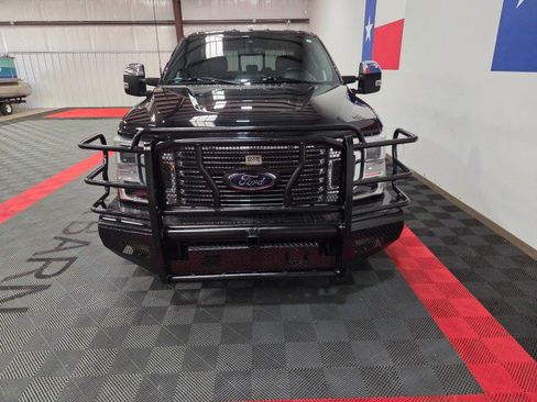 Used 2022 Ford F350 Platinum image 17