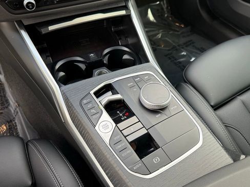 Used 2025 BMW 330i Sedan w/ Convenience Package image 26