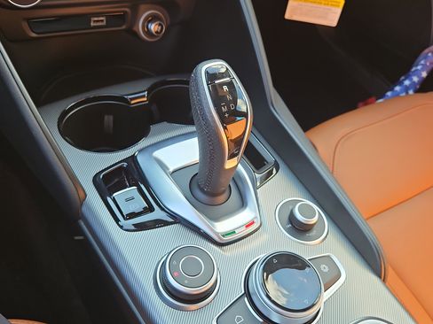 New 2024 Alfa Romeo Giulia Ti image 13