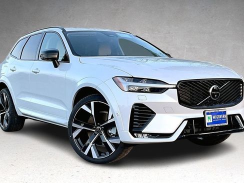 New 2026 Volvo XC60 B5 Ultra w/ Climate Package AWD/4WD image 2
