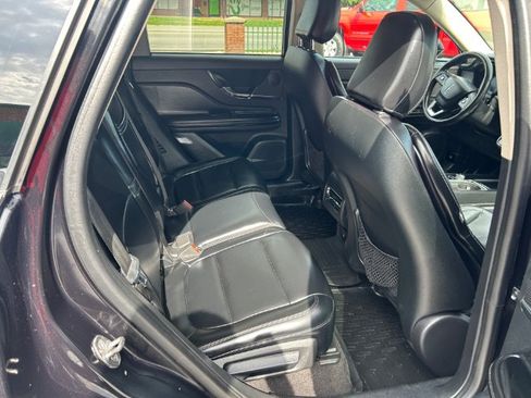 Used 2023 Lincoln Corsair FWD image 11