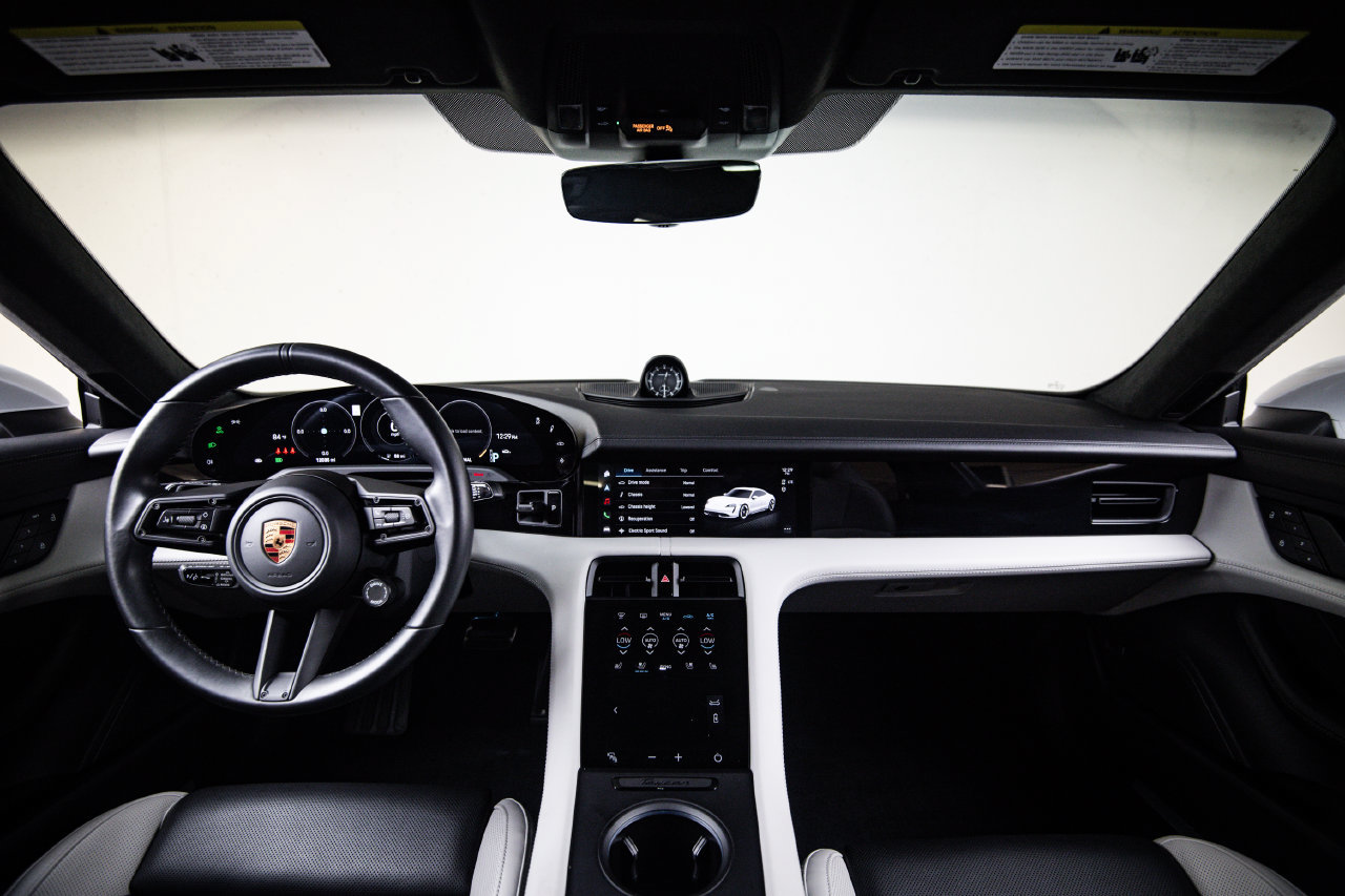 Certified 2022 Porsche Taycan Turbo AWD/4WD image 25