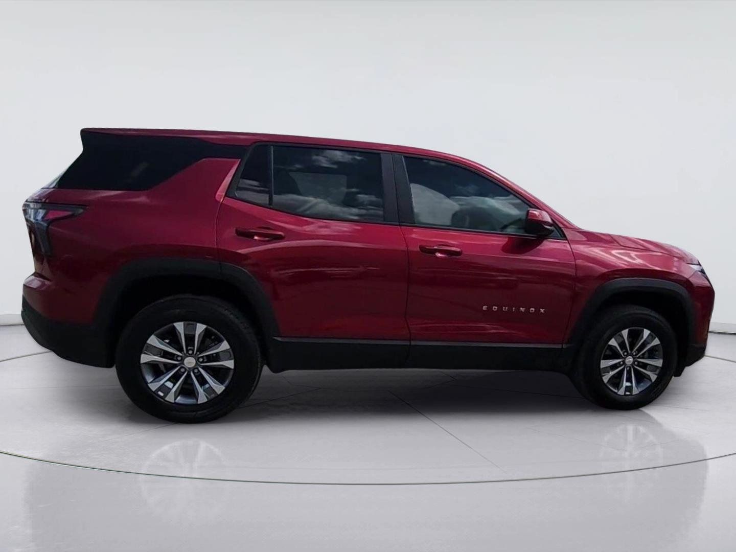 Certified 2026 Chevrolet Equinox LT FWD image 9