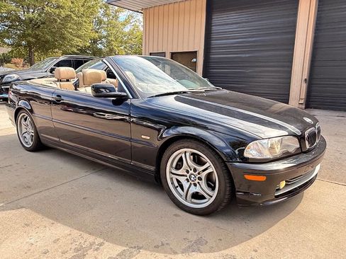 Used 2003 BMW 330Ci Convertible image 14