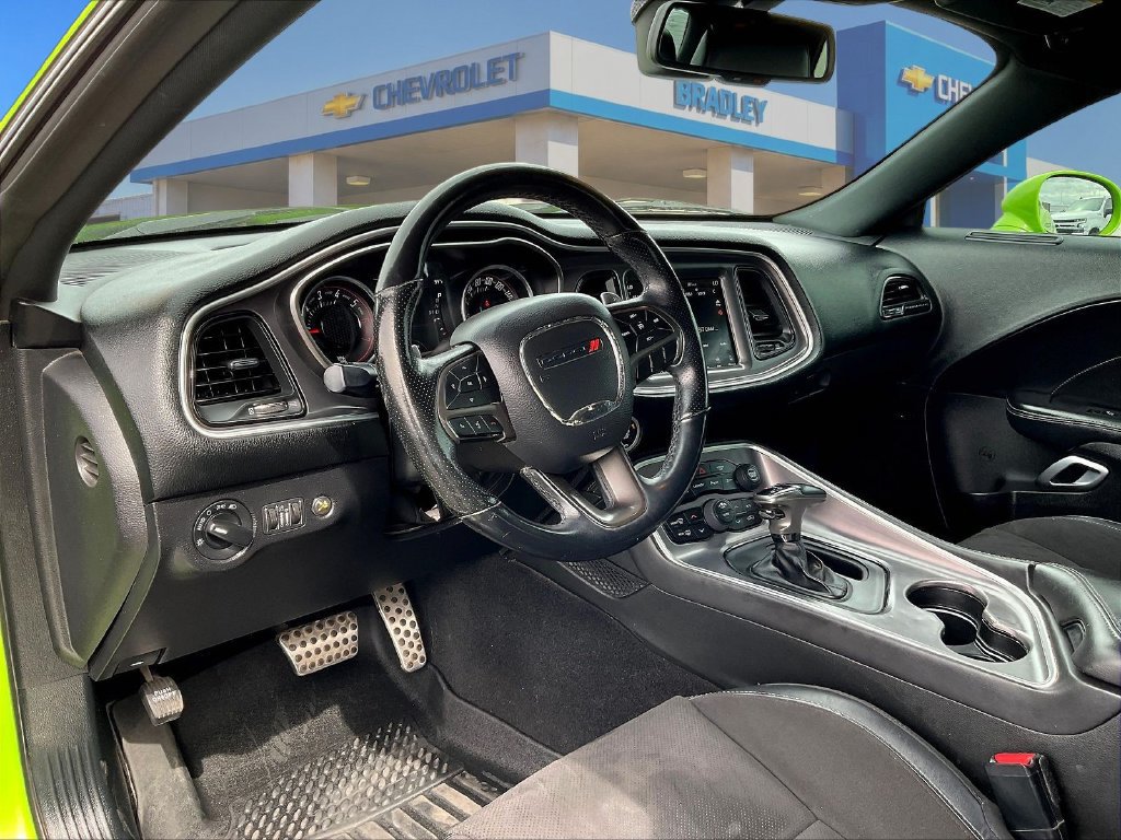 Used 2019 Dodge Challenger R/T Scat Pack RWD image 19