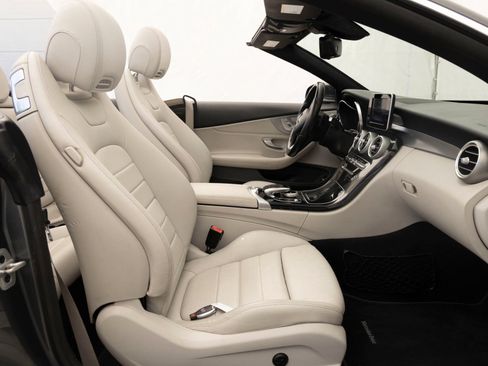 Used 2017 Mercedes-Benz C 300 Cabriolet image 22