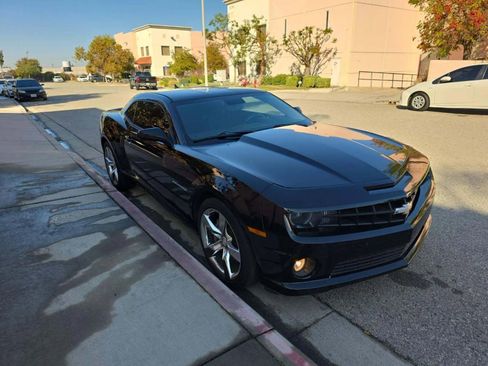 Used 2010 Chevrolet Camaro SS w/ RS Package image 5