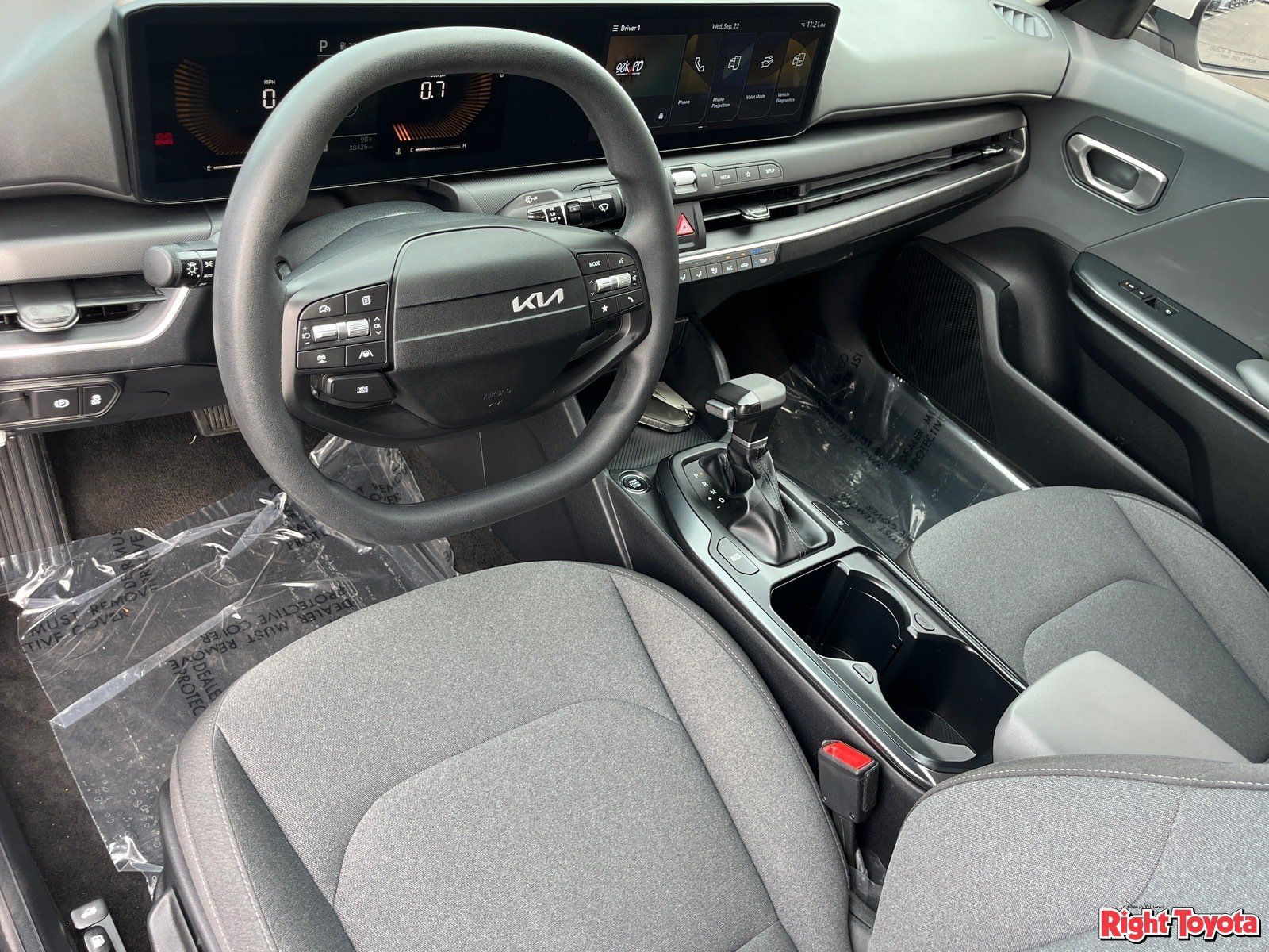 Used 2025 Kia K4 FWD image 19