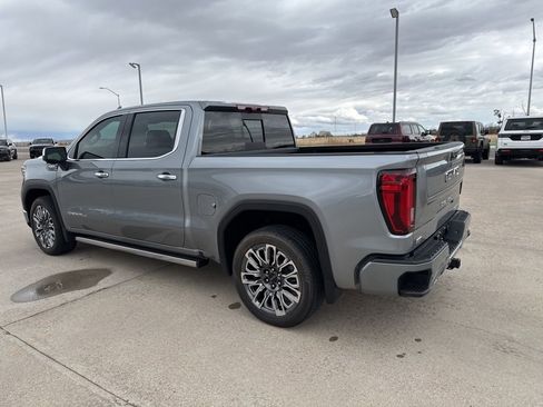 Used 2024 GMC Sierra 1500 Denali Ultimate AWD/4WD image 3