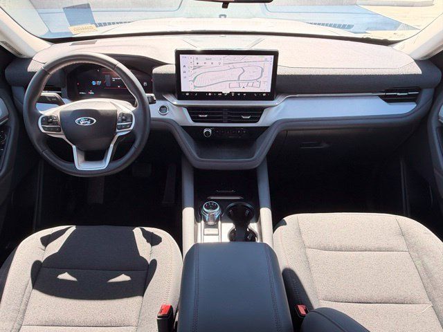 Used 2025 Ford Explorer Active RWD image 14