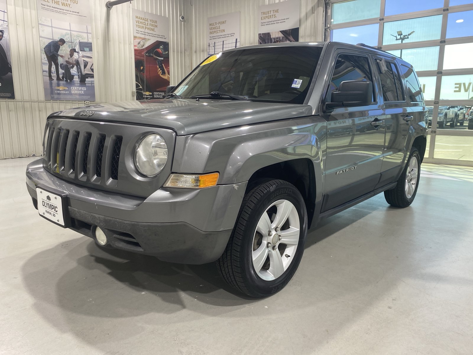Used 2012 Jeep Patriot Latitude AWD/4WD image 4