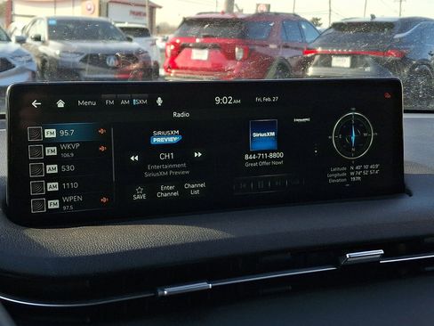 Used 2025 Genesis GV70 2.5T image 17