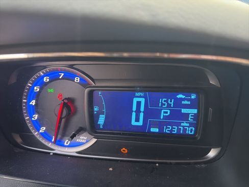 Used 2016 Chevrolet Trax LT w/ LT Convenience Package image 2