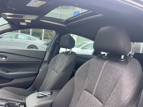 Used 2024 Honda Accord Sport image 16