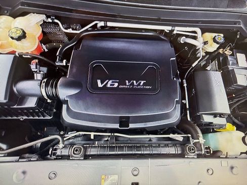 Used 2016 GMC Canyon SLE image 16