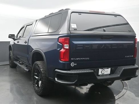 Used 2019 Chevrolet Silverado 1500 Custom Trail Boss w/ Custom Convenience Package AWD/4WD image 4
