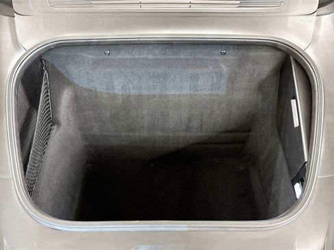 Used 2022 Porsche 911 Carrera image 28