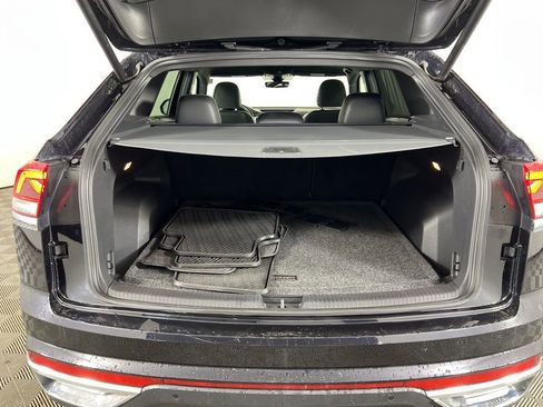 Used 2021 Volkswagen Atlas Cross Sport SEL Premium image 26