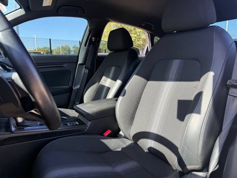 Used 2024 Honda Civic Sport image 10