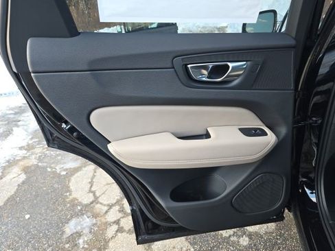 New 2026 Volvo XC60 B5 Plus w/ Climate Package image 18