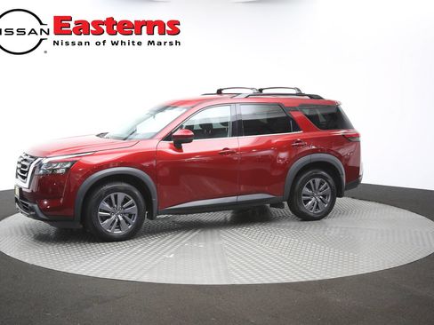 Used 2023 Nissan Pathfinder SV AWD/4WD image 55