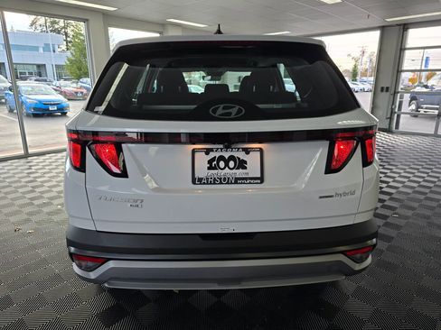 New 2026 Hyundai Tucson Blue SE image 5