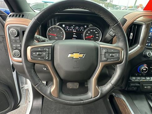 Used 2022 Chevrolet Silverado 2500 High Country w/ Z71 Off-Road Package image 26